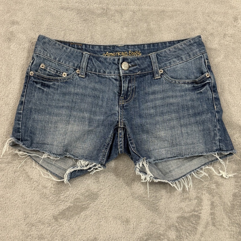 American Eagle Shorts Womens 2/2 Blue Jean Cut Off Denim Midi Y2K 4" Inseam